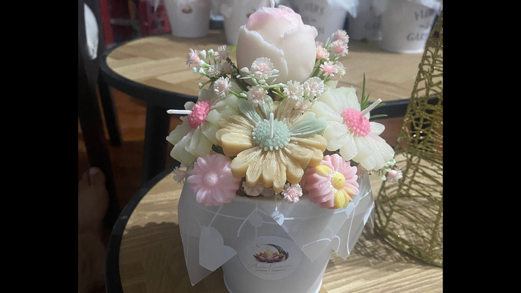 Ramo flores velas aromáticas